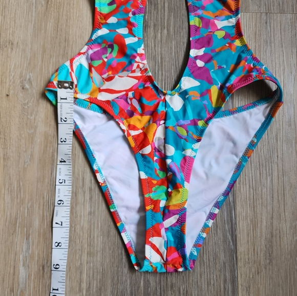 STUNNING ZINGARA SWIMSUIT - Picture 8 of 16